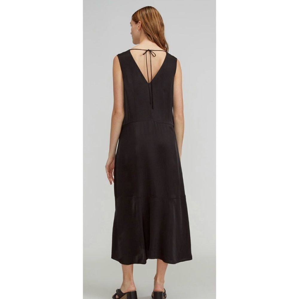 EVERLANE
The Satin V-Neck Maxi Dress in Black Size S / NWOT - Picture 4 of 10